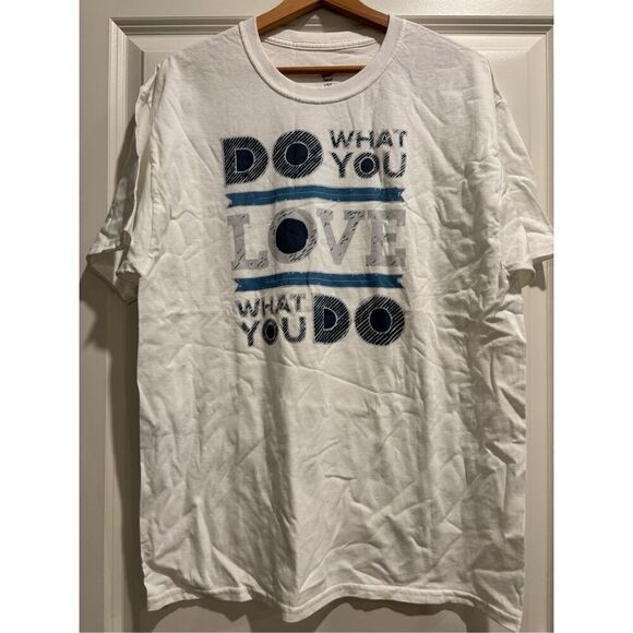Do What You Love T-shirt size Large - Picture 1 of 2